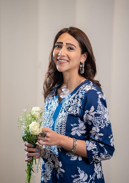 Women's Rayon Blend Chikankari Embroidered Straight Kurta