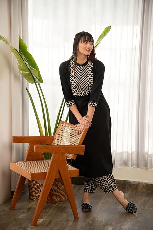 Women's 3/4 Sleeve Solid Black Color Kurti Pant Set, Cotton Blend, Knee Length, Stylish Ethnic Outfit, Office, and Casual Occasions